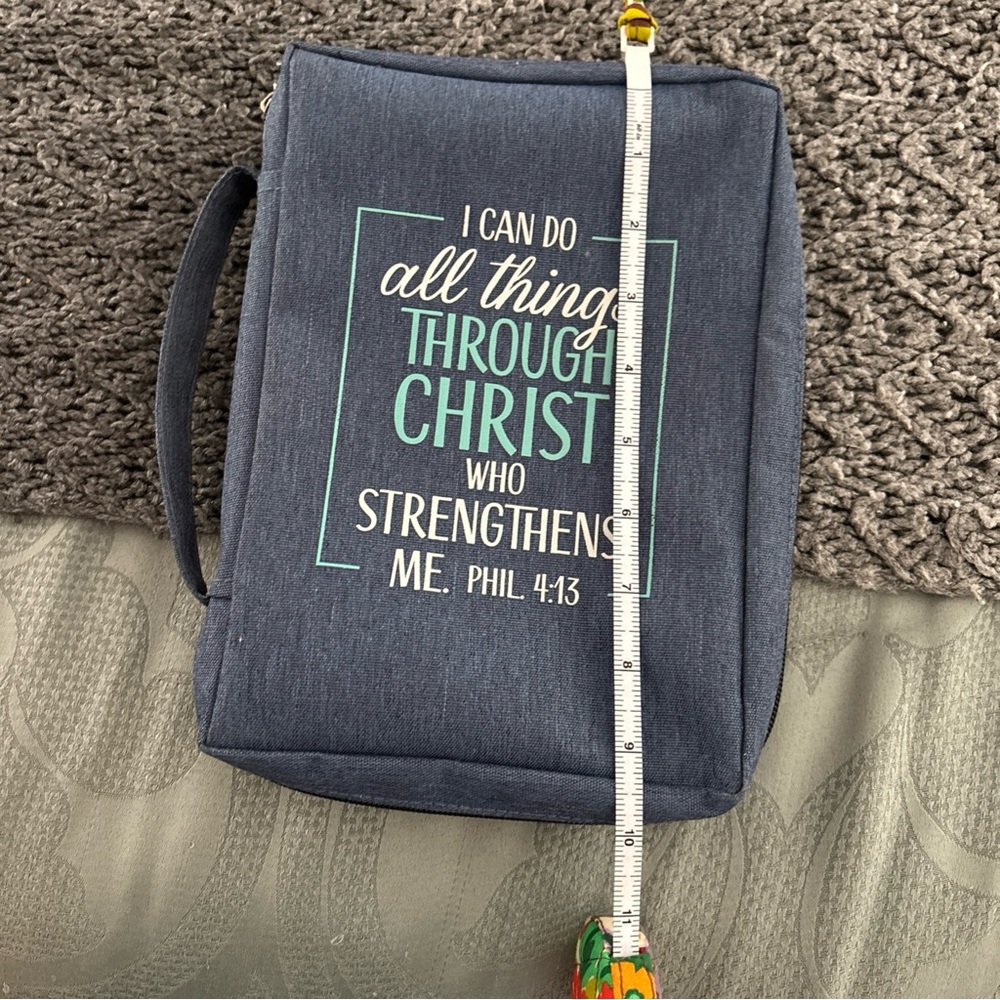 Source Unknown Blue Bible Cover Bag with Inspirational Quote - Picture 7 of 7